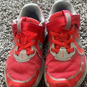 Nike Cosmic Unity kids running shoes coral velcro straps shoe 12.5c